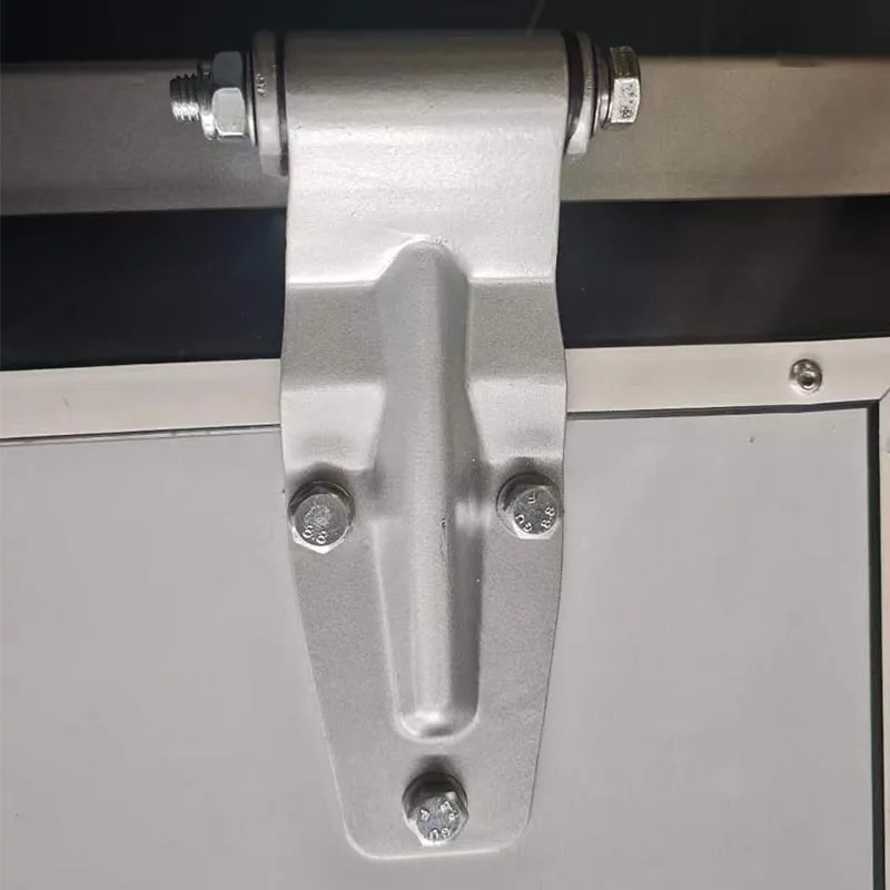 Bản lề cửa cho xe tải